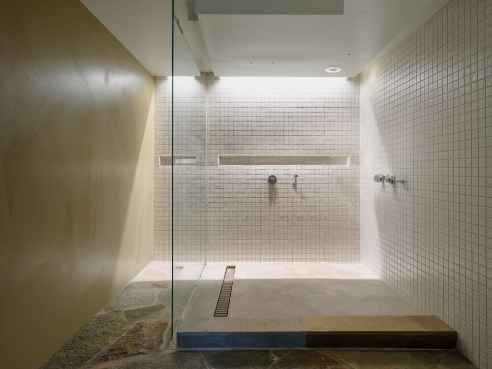 gładź do łazienki