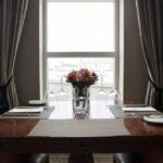 Jak dobrać zasłony do okna